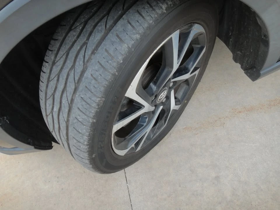 2018 Toyota C-HR - Image 17 of 20