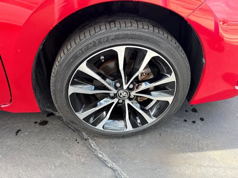 2018 Toyota Corolla 11th Gen - Image 16 of 20