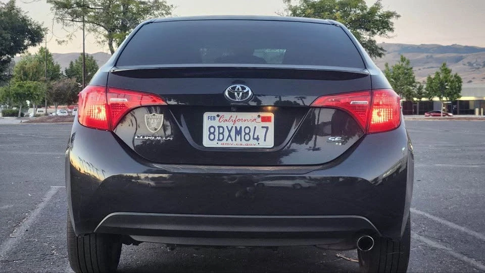 2018 Toyota Corolla 11th Gen - Image 3 of 10