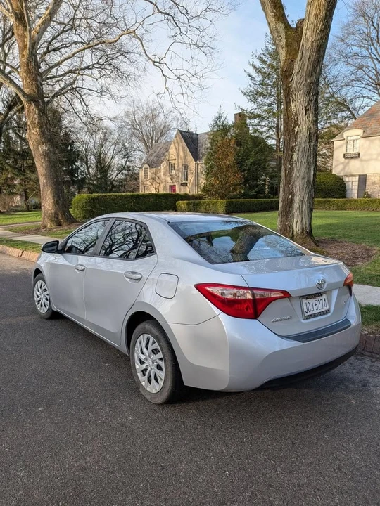 2018 Toyota Corolla 11th Gen - Image 5 of 13