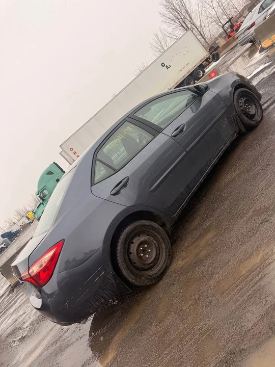 2018 Toyota Corolla 11th Gen - Image 2 of 10