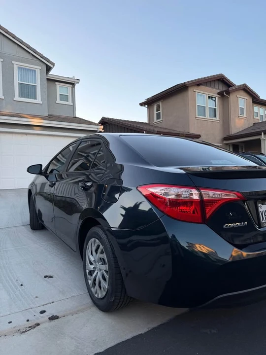 2018 Toyota Corolla 11th Gen - Image 2 of 8