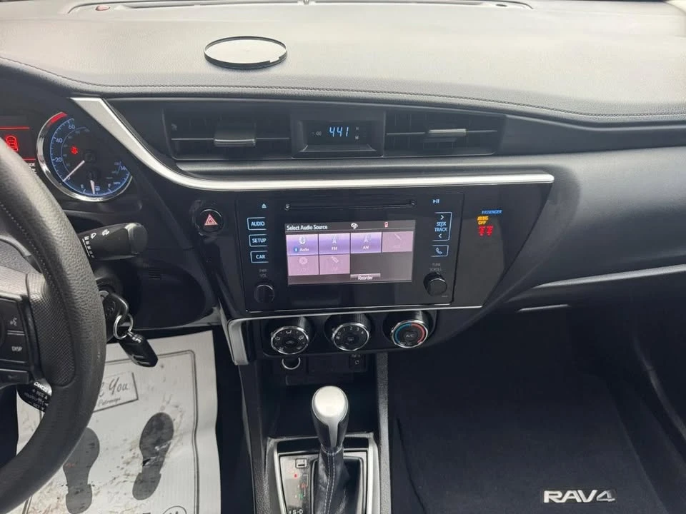 2018 Toyota Corolla 11th Gen - Image 11 of 20
