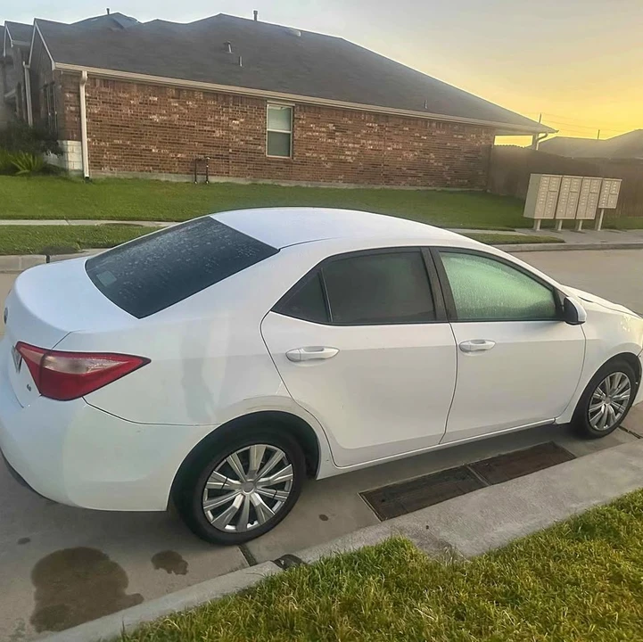 2018 Toyota Corolla 11th Gen - Image 1 of 5