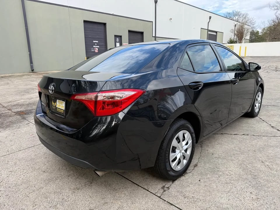 2018 Toyota Corolla 11th Gen - Image 10 of 20