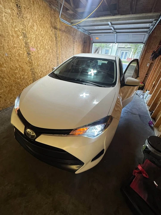 2018 Toyota Corolla 11th Gen - Image 4 of 11