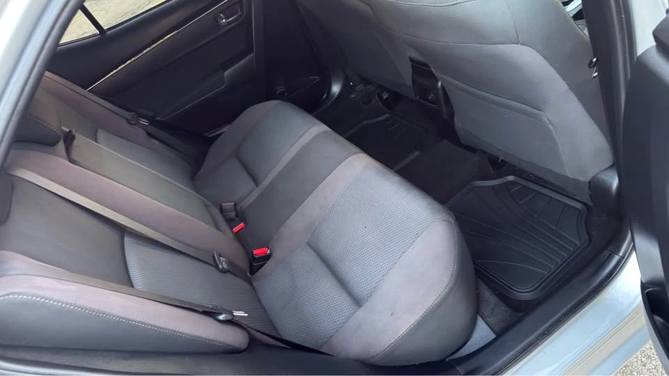 2018 Toyota Corolla 11th Gen - Image 11 of 20