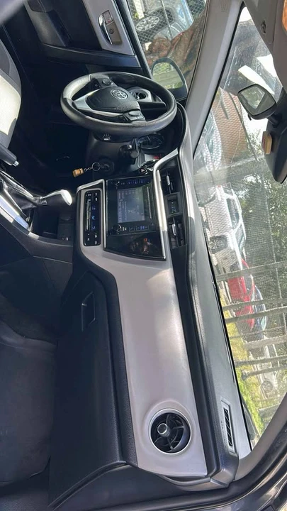 2018 Toyota Corolla 11th Gen - Image 6 of 8
