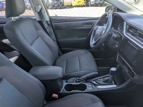 2018 Toyota Corolla 11th Gen - Image 2 of 3