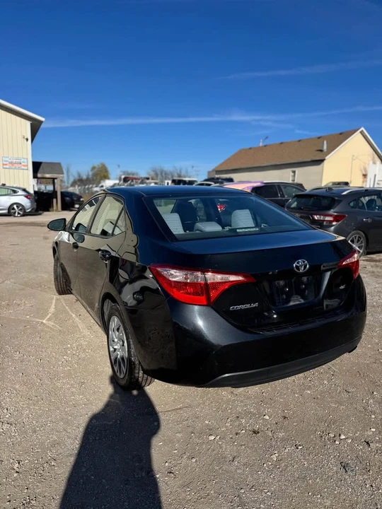 2018 Toyota Corolla 11th Gen - Image 3 of 11