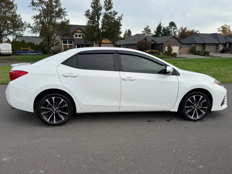2018 Toyota Corolla 11th Gen - Image 4 of 19