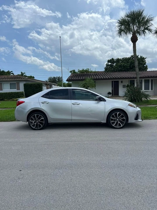 2018 Toyota Corolla 11th Gen - Image 4 of 20