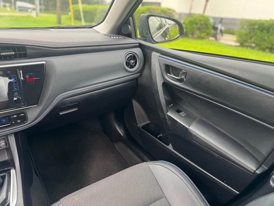 2018 Toyota Corolla 11th Gen - Image 14 of 20