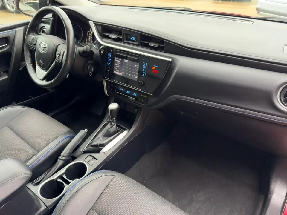 2018 Toyota Corolla 11th Gen - Image 9 of 15
