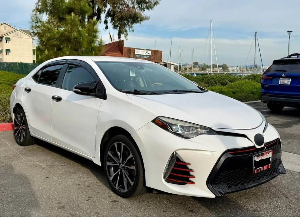 2018 Toyota Corolla 11th Gen - Image 4 of 11