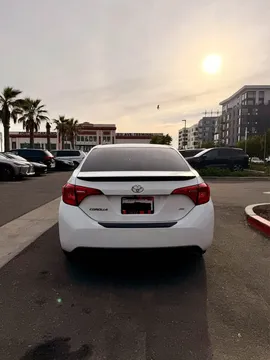 2018 Toyota Corolla 11th Gen - Image 4 of 8