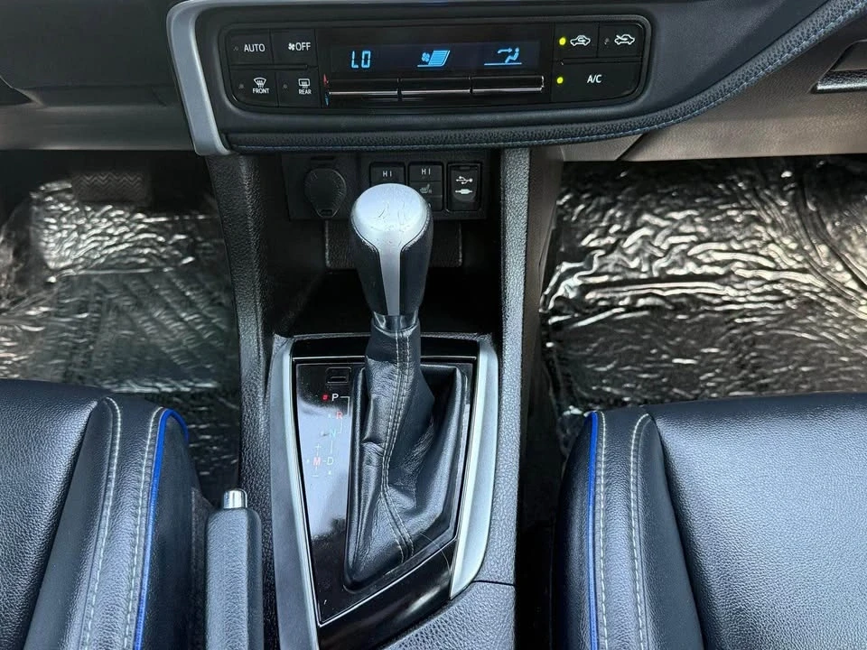 2018 Toyota Corolla 11th Gen - Image 10 of 15
