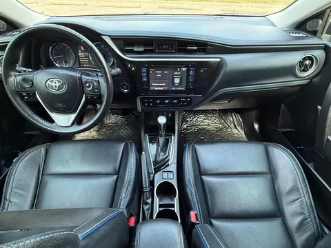 2018 Toyota Corolla 11th Gen - Image 2 of 15