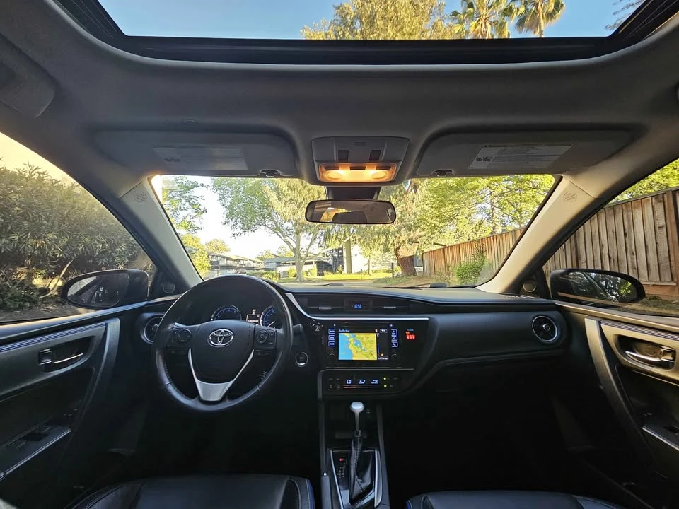 2018 Toyota Corolla 11th Gen - Image 13 of 17
