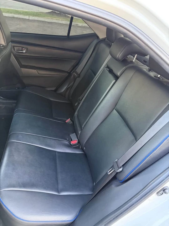 2018 Toyota Corolla 11th Gen - Image 12 of 14