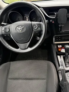 2018 Toyota Corolla 11th Gen - Image 4 of 9