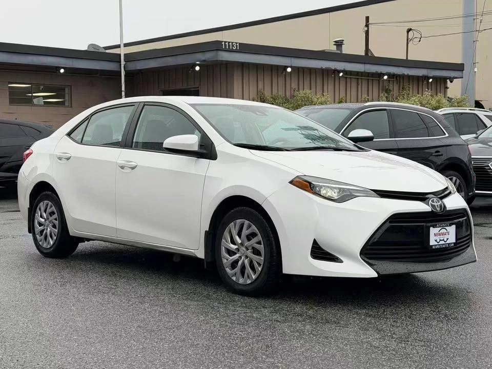 2018 Toyota Corolla 11th Gen - Image 3 of 18