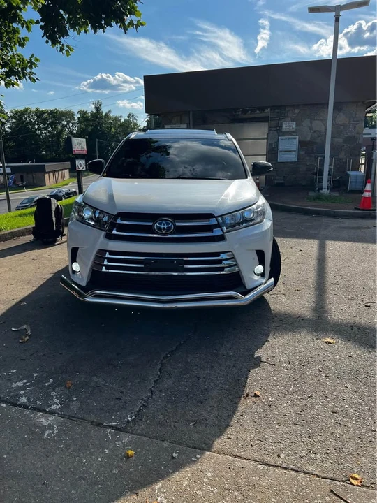 2018 Toyota Highlander - Image 5 of 14