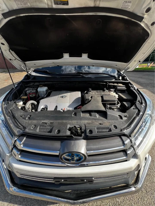2018 Toyota Highlander - Image 9 of 14
