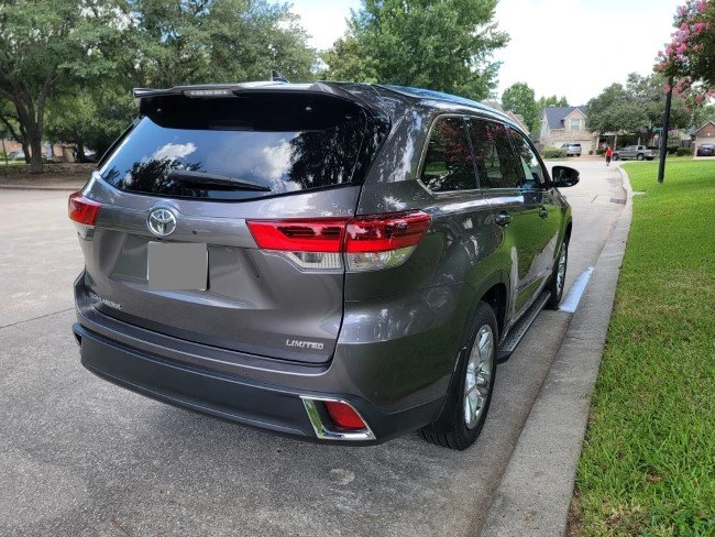 2018 Toyota Highlander - Image 4 of 6