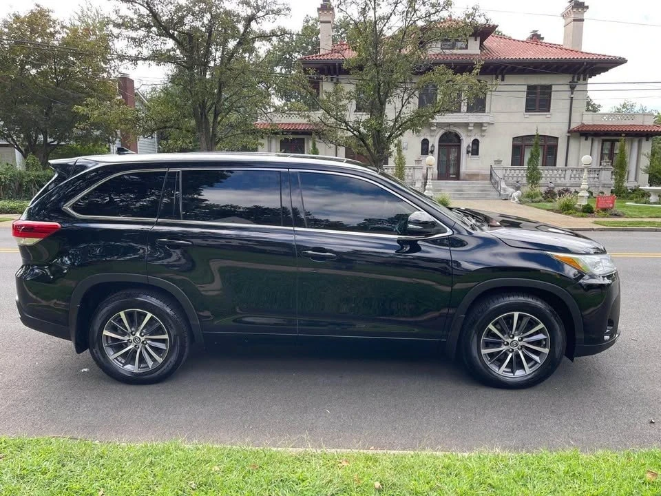 2018 Toyota Highlander - Image 7 of 19