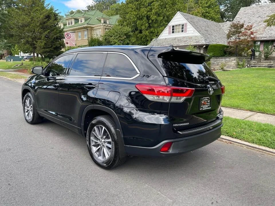 2018 Toyota Highlander - Image 4 of 19