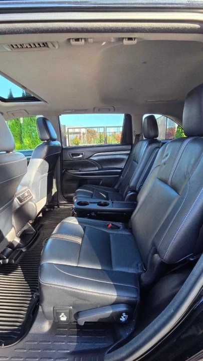 2018 Toyota Highlander - Image 8 of 13