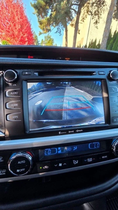 2018 Toyota Highlander - Image 12 of 13