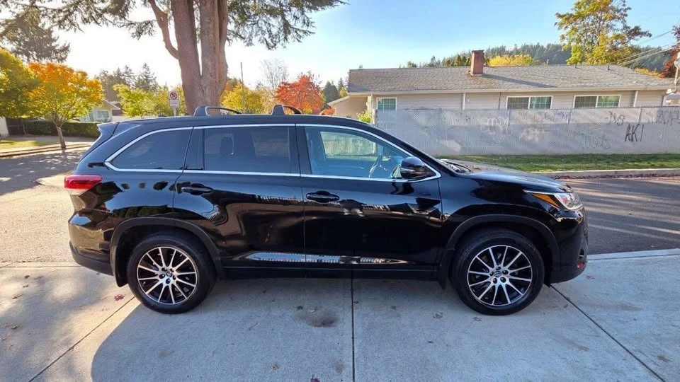 2018 Toyota Highlander - Image 4 of 13