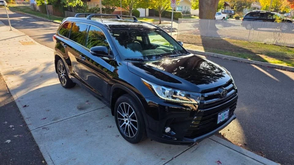 2018 Toyota Highlander - Image 3 of 13