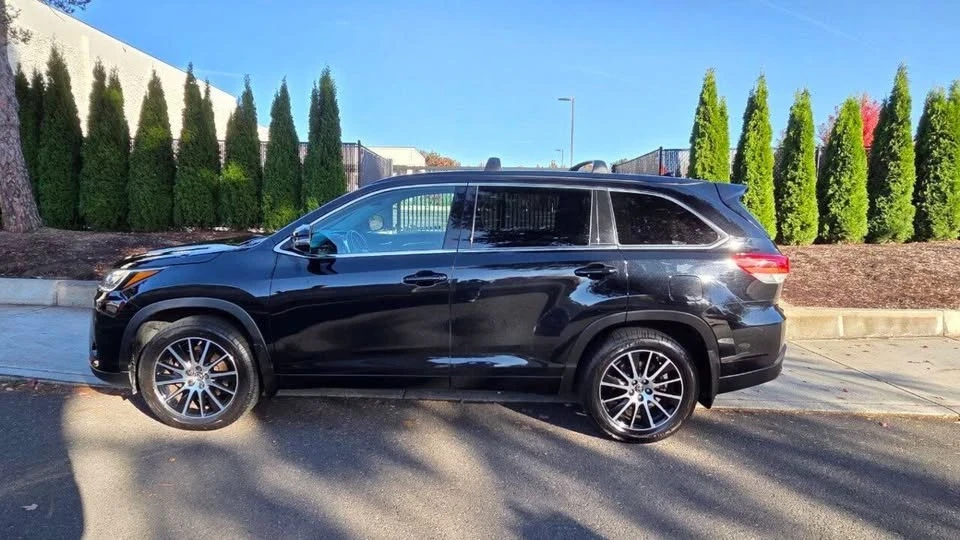 2018 Toyota Highlander - Image 6 of 13