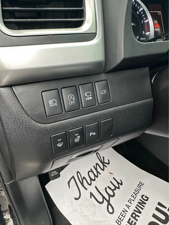 2018 Toyota Highlander - Image 14 of 18