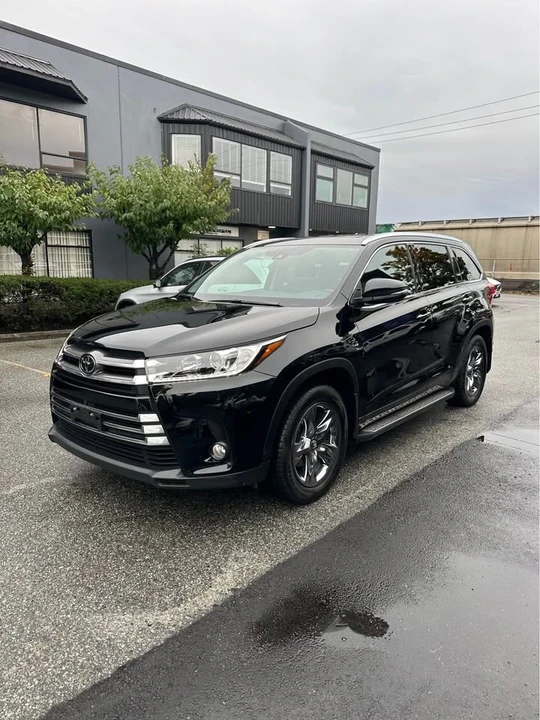 2018 Toyota Highlander - Image 2 of 18