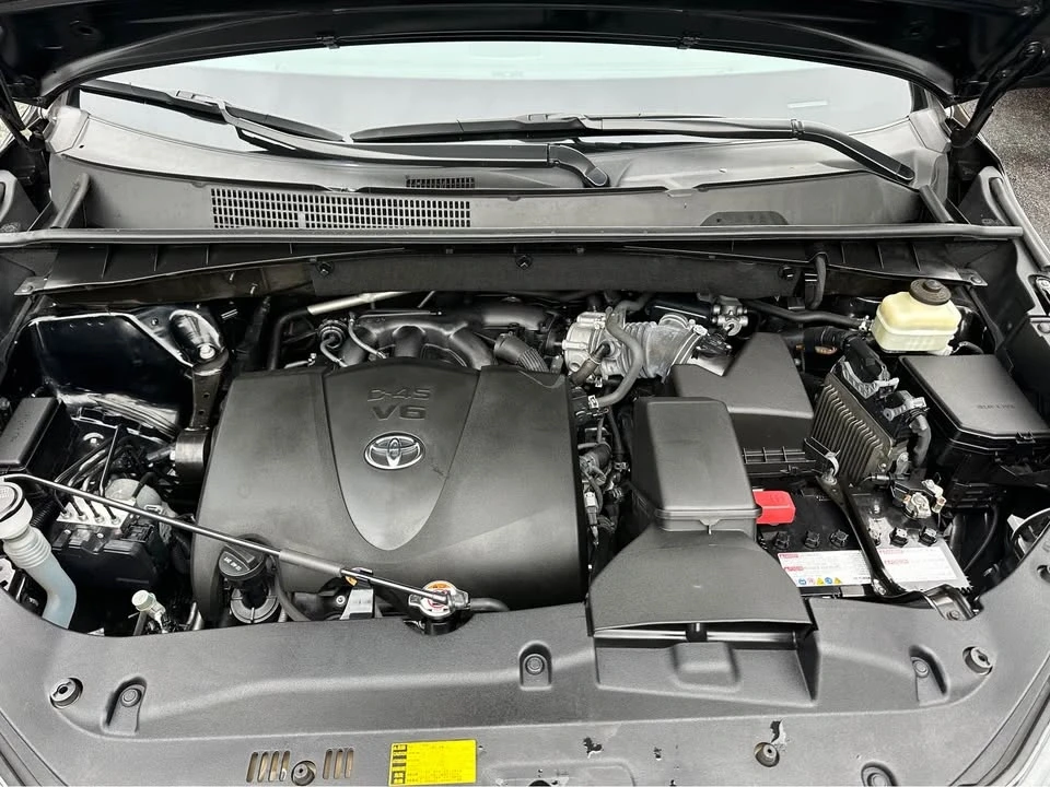 2018 Toyota Highlander - Image 18 of 18