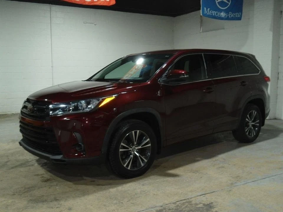2018 Toyota Highlander - Image 2 of 19
