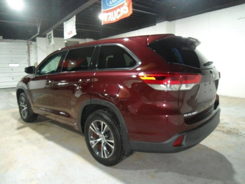 2018 Toyota Highlander - Image 4 of 19