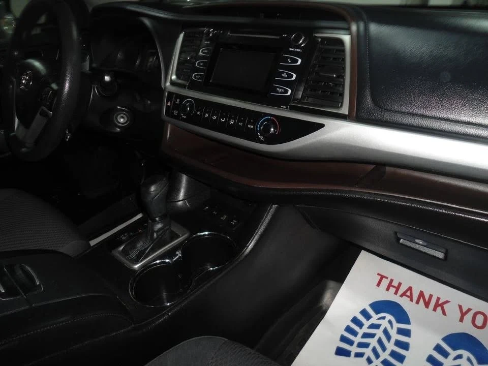 2018 Toyota Highlander - Image 19 of 19