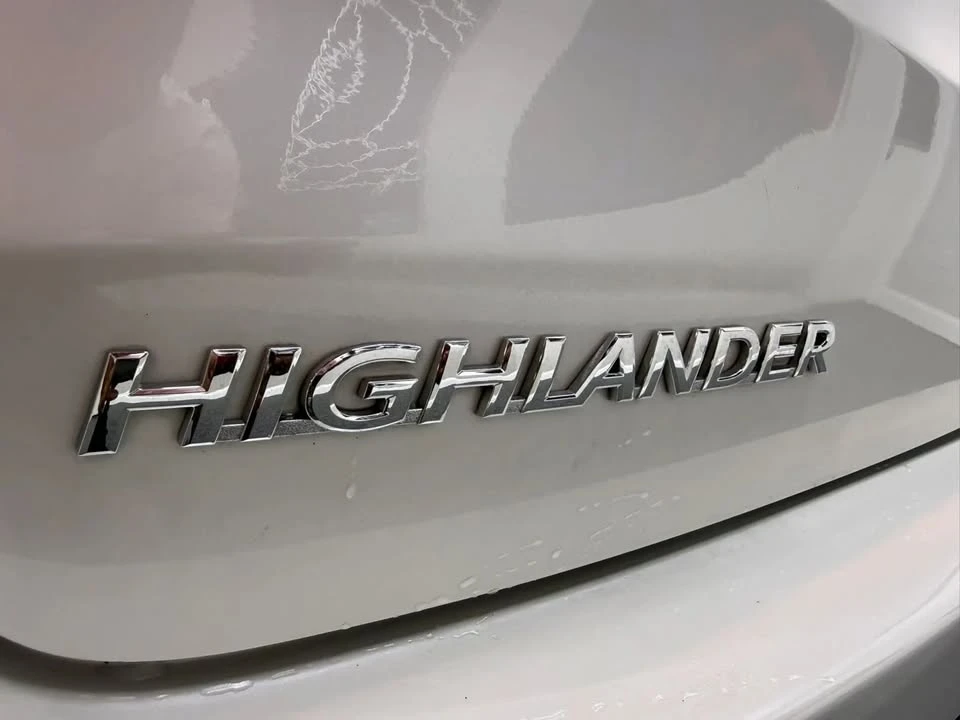 2018 Toyota Highlander - Image 7 of 20