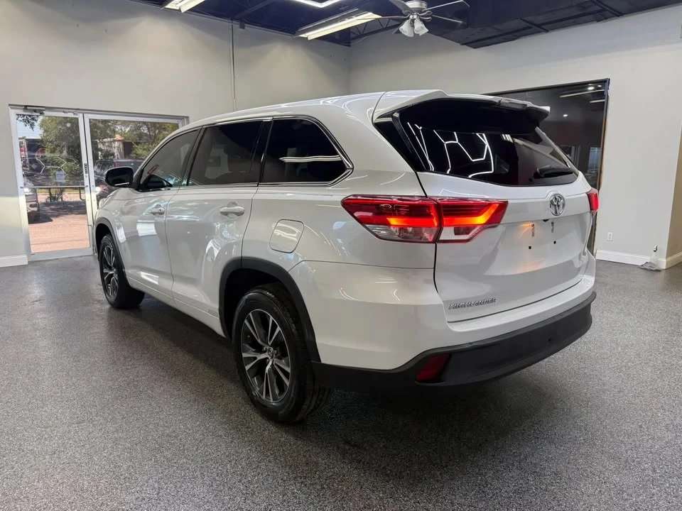 2018 Toyota Highlander - Image 4 of 20