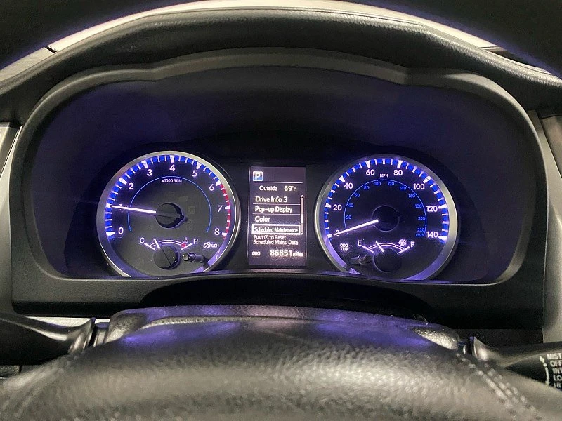 2018 Toyota Highlander - Image 17 of 20