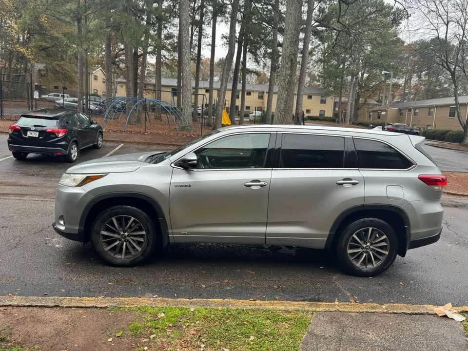 2018 Toyota Highlander - Image 2 of 5