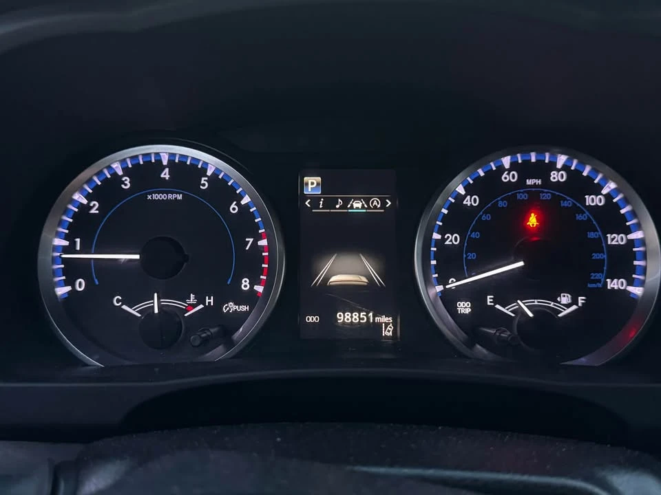 2018 Toyota Highlander - Image 15 of 15