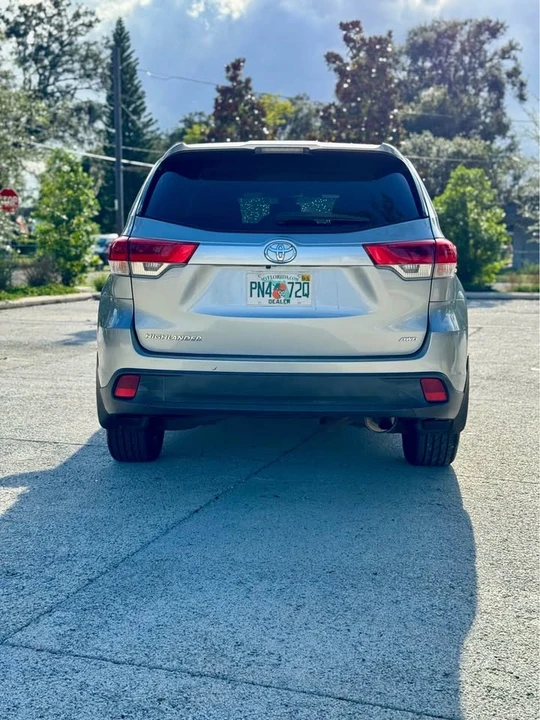 2018 Toyota Highlander - Image 4 of 18