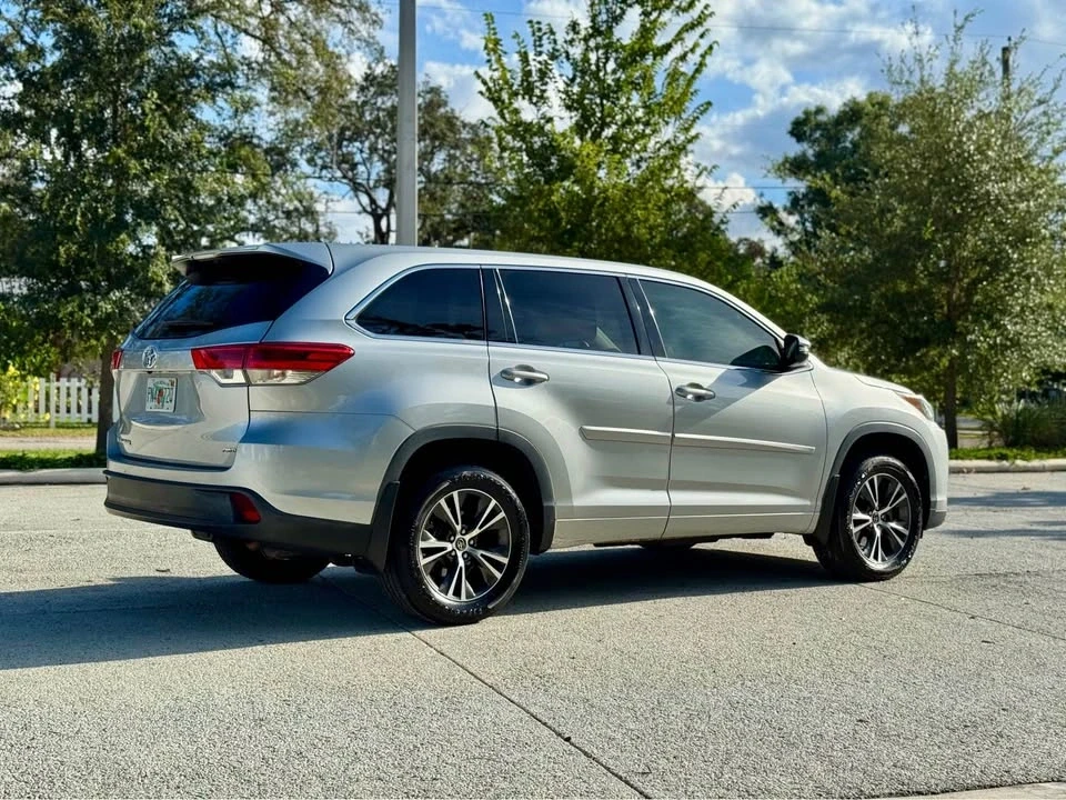 2018 Toyota Highlander - Image 6 of 18