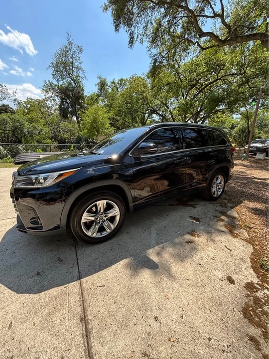 2018 Toyota Highlander - Image 3 of 19